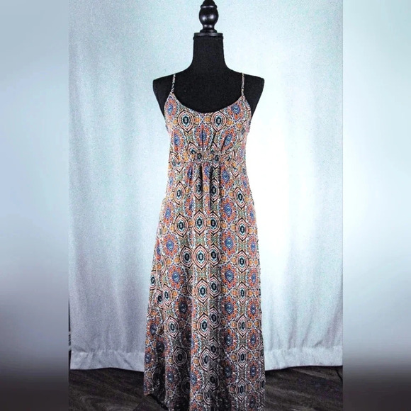 Xhilaration Dresses & Skirts - Xhilaration Floral Design Strappy Maxi Dress sz XS
